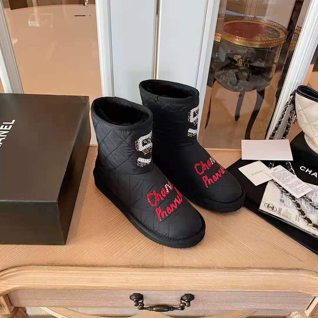 Women's Shoes Paris Pharrell Snow Boots 5 Fashion Show Black Boots