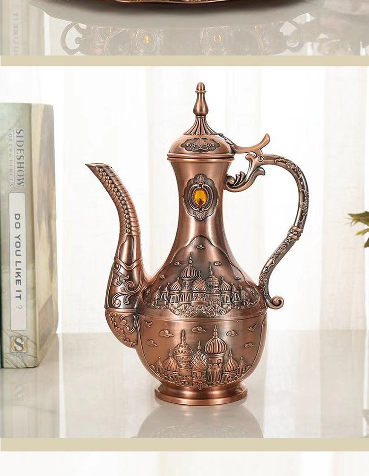 Ancient European noble wine pot relief zinc alloy