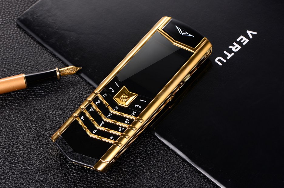 Vertu V10 unlocked, luxury mobile phone cellhpone, safety use -color:yellow
