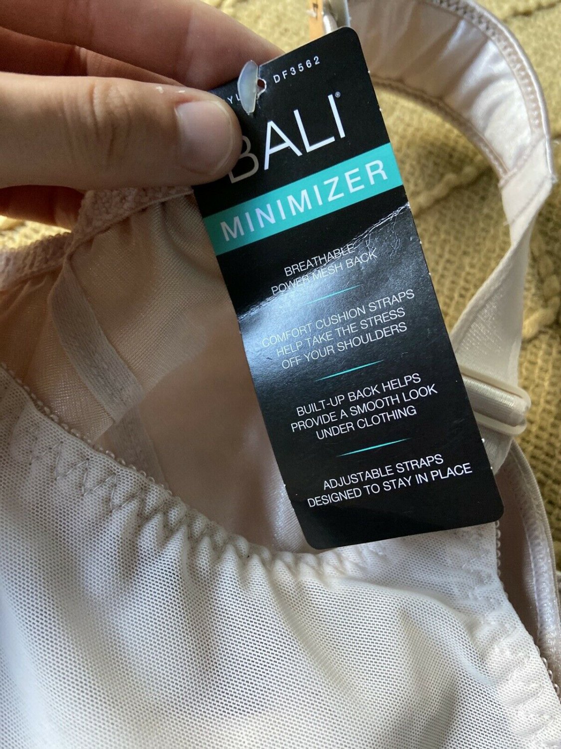 942X04 Bali 3562 Satin Tracings Minimizer Underwire Bra 46DD Rosewood