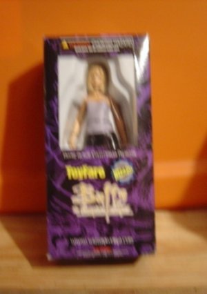 BTVS Buffy The Vampire Slayer Buffy Summers Toyfare Exclusive Wizaerd World BNIB