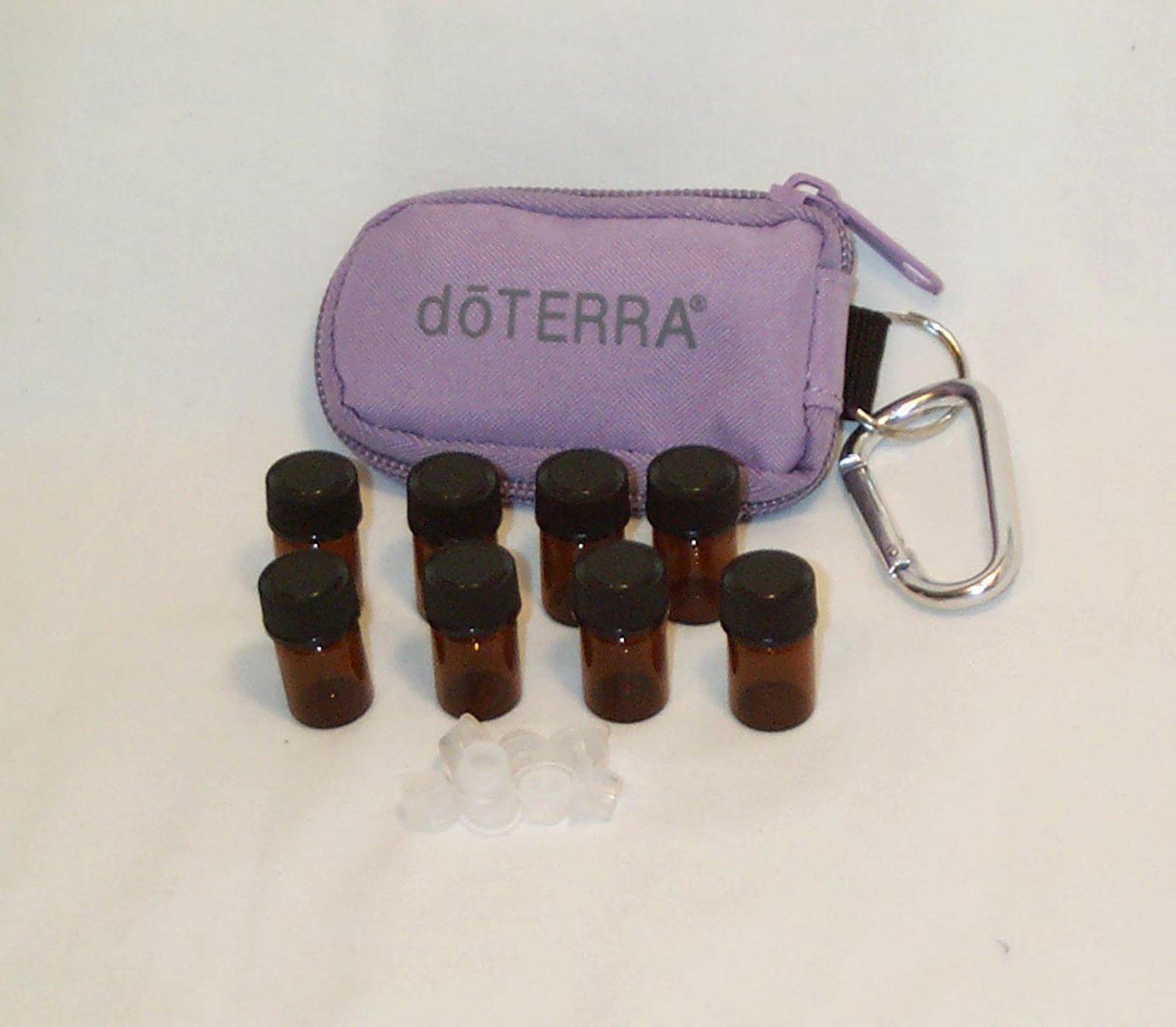 DoTERRA PURPLE TRAVEL CASE KEYCHAIN ESSENTIAL OILS WITH 8 EMPTY 5/8