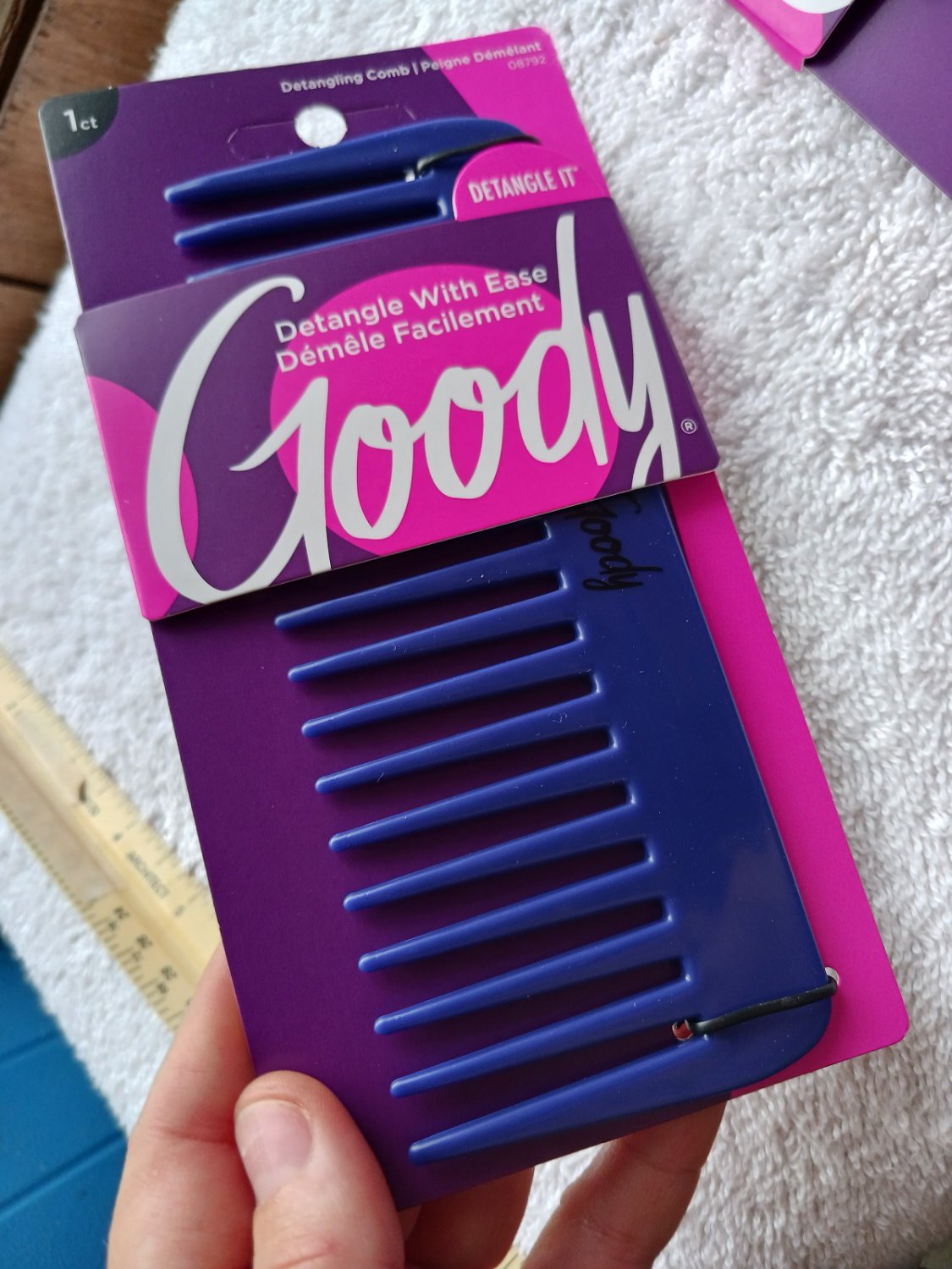 Goody Plastic Wide Teeth Rake Detangling Hair Comb Detangle It Thru Tangle Free