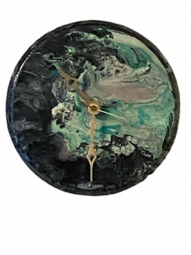 Abstract Clock      Mellow 8"