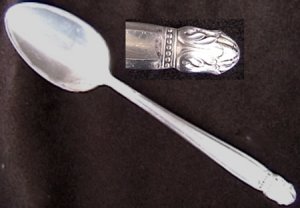 Holmes & Edwards Danish Princess IS silverplate spoon 1938 silver plate