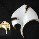 White enamel on gold tone metal leaf pin jewelry unmarked White enamel on gold tone metal leaf pin jewelry unmarked