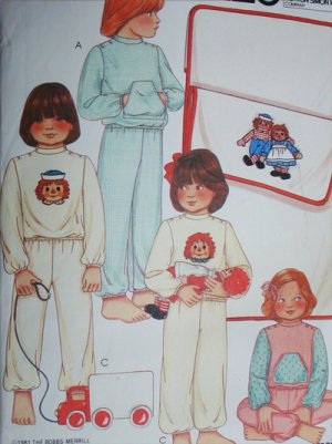 McCall 7797 sewing pattern child pajamas iron on transfer Raggedy Ann Andy sz 4