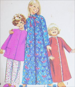 Simplicity 9688 sewing pattern child girl robe size 5 B24