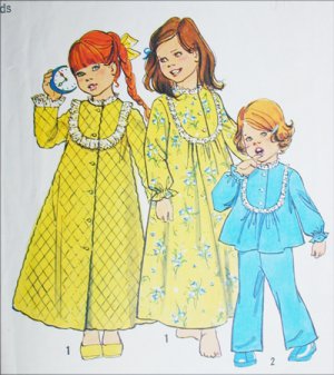 Simplicity 6687 childs nightgown and robe size 6X pattern