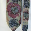 Wembley man's necktie Wem Silk fabric subtle flower pattern 3 1/2" tie Wembley man's necktie Wem Silk fabric subtle flower pattern 3 1/2" tie
