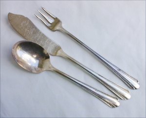 Rogers Oneida Croydon Mary Lee silverplate 1932 serving pieces sugar spoon butter knife plus