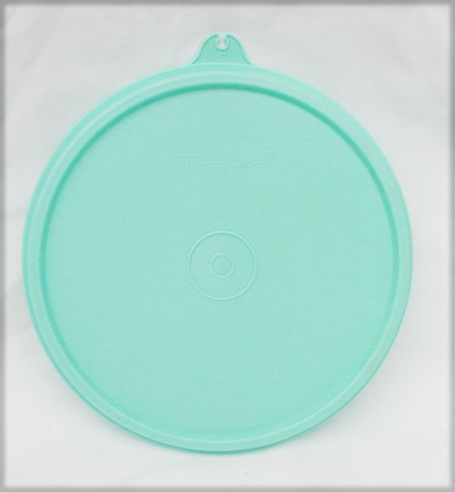 Tupperware replacement lid aqua plastic 227 with C lift tab