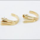 Avon gold tone hoop earrings 3/4" long pronged ends Avon gold tone hoop earrings 3/4" long pronged ends