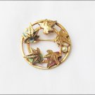 Sarah Coventry leaf wreath pin polished stones faux pearl gold tone 1 3/8 circle
