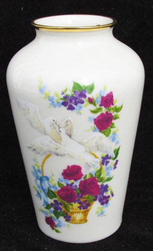 Lenox Birds Of Love Vase 5 3 4 Flower Motifs Front Back