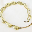 Lisner choker necklace gold tone links 15" length Lisner choker necklace gold tone links 15" length