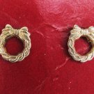 Avon mini wreath stud earrings gold tone Christmas jewelry