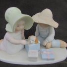 Circle of Friends Perfect Gift figurine puppy dog present HOMCO Circle of Friends Perfect Gift figurine puppy dog present HOMCO