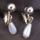 Sarah Coventry faux pearl dangle clip earrings gold tone