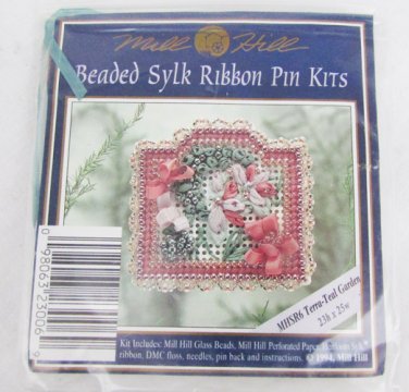 Mill Hill beaded silk ribbon pin kit unused complete
