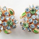 Rhinestone clip earrings vintage blue pronged stones gold tone settint Rhinestone clip earrings vintage blue pronged stones gold tone settint