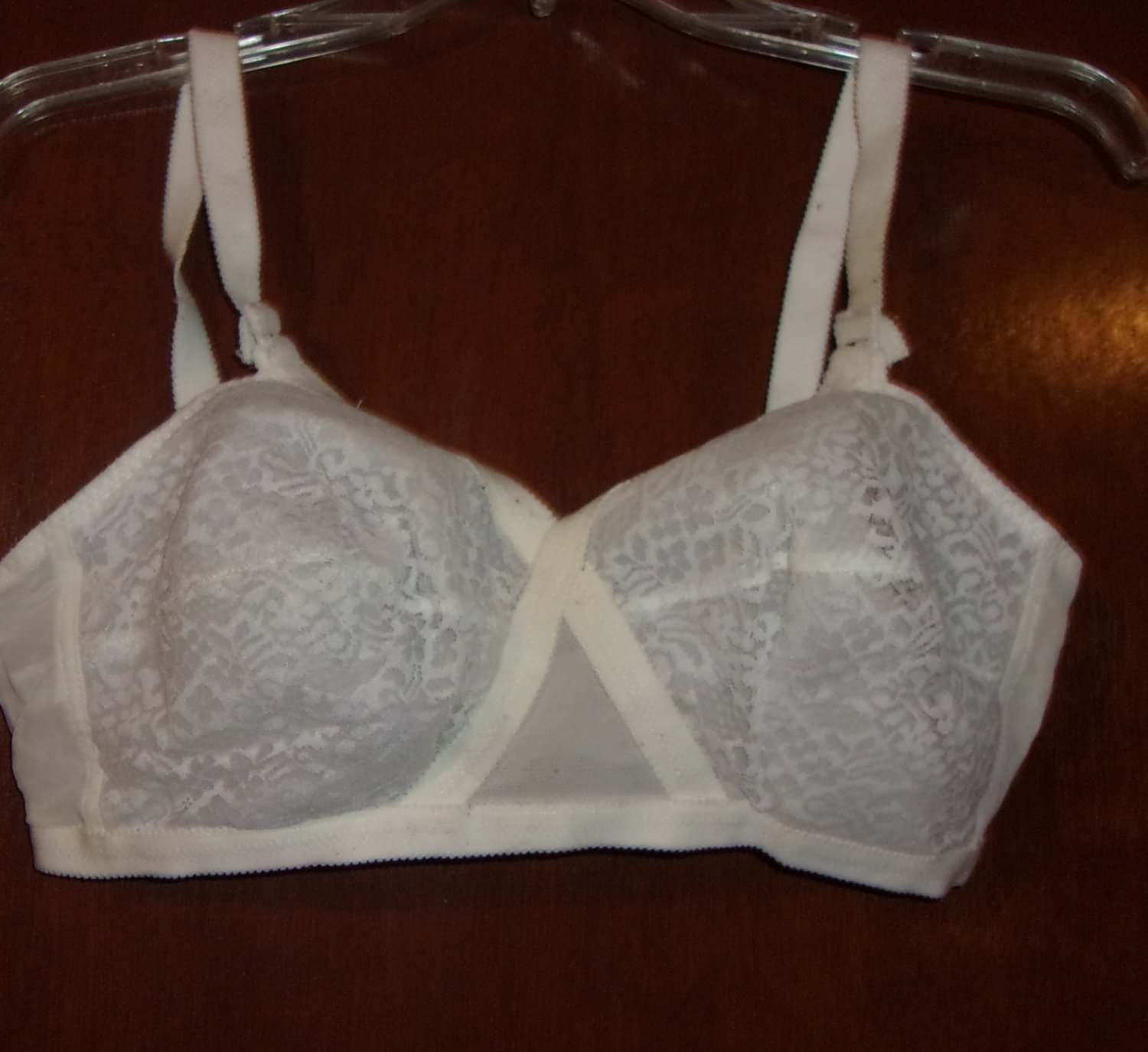 White bra- size 38 C