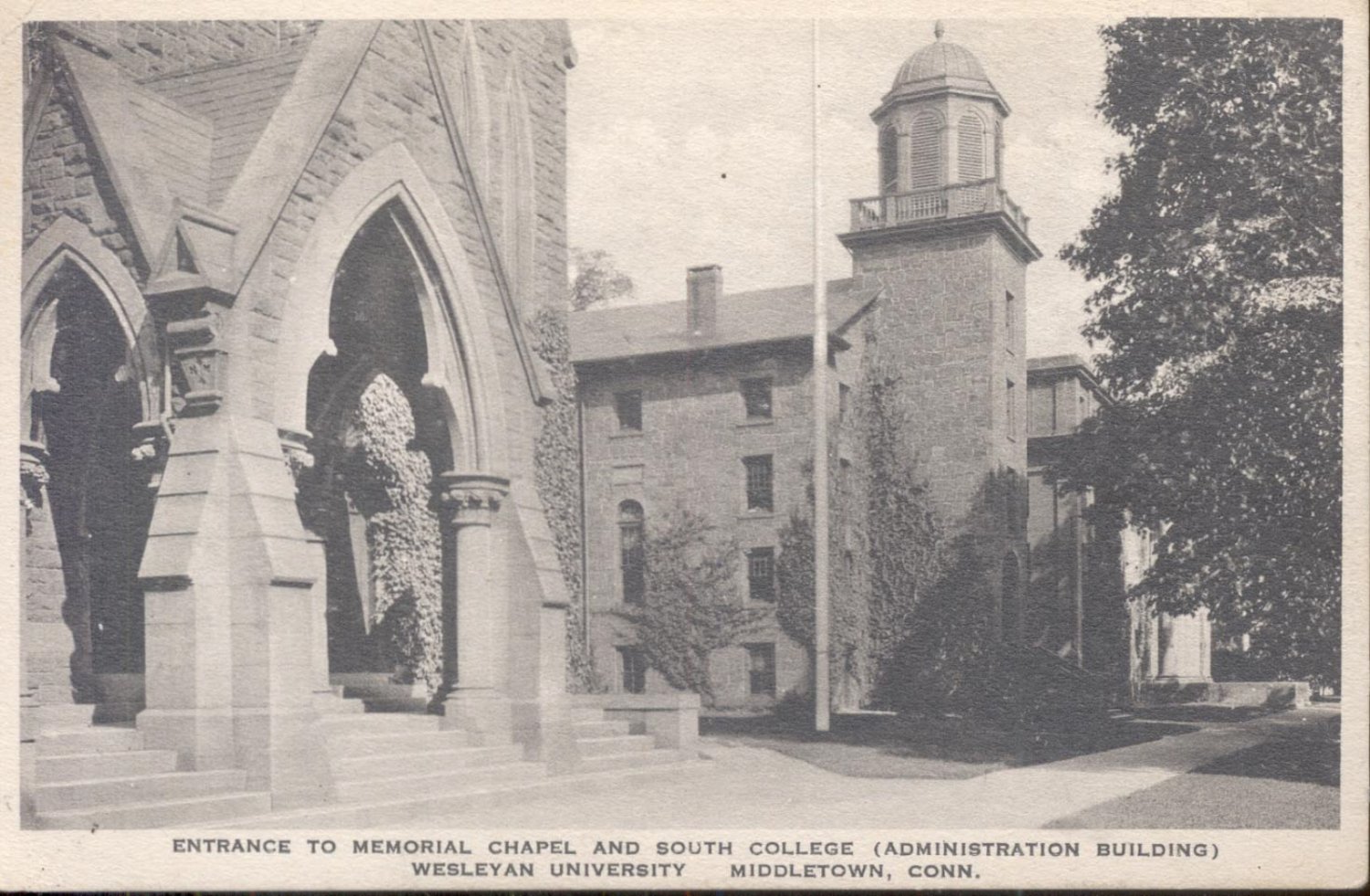 Entrance to Memorial Chapel and South College, Middletown , Conn..   Postcard  (#199)