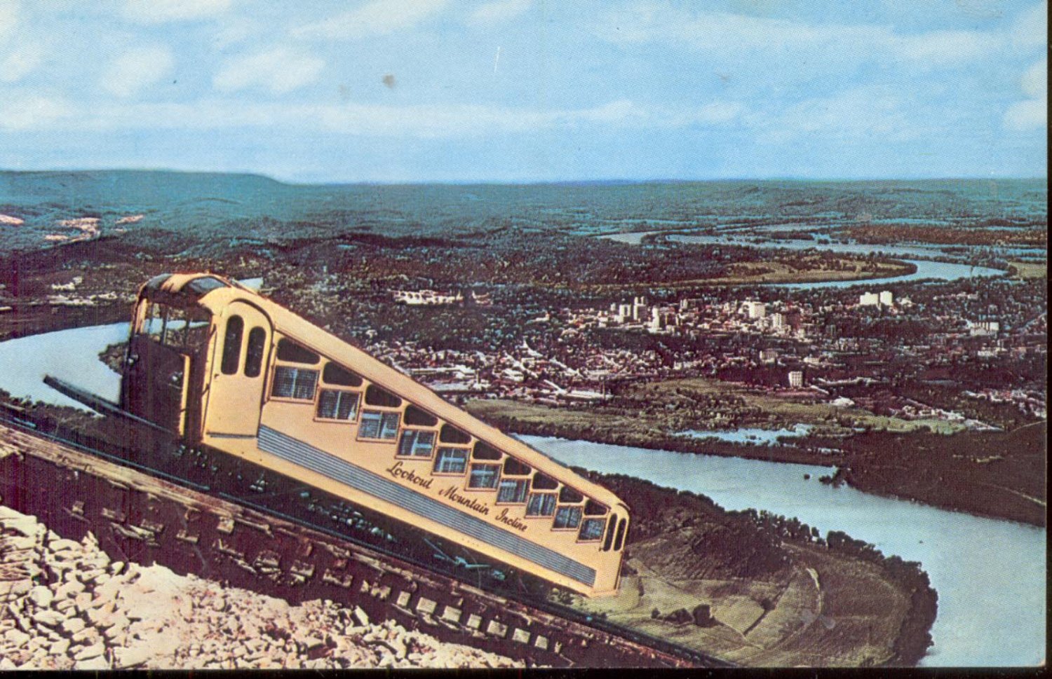 View of the incline Car Lookout Mountain. Tenn.. Postcard ( 276)