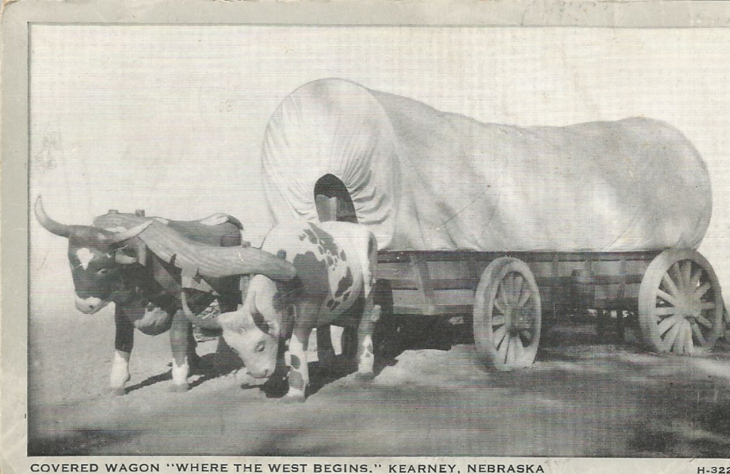 Covered Wagon, Where the west Begins, Kearney, Nebraska Postcard ( 1169)