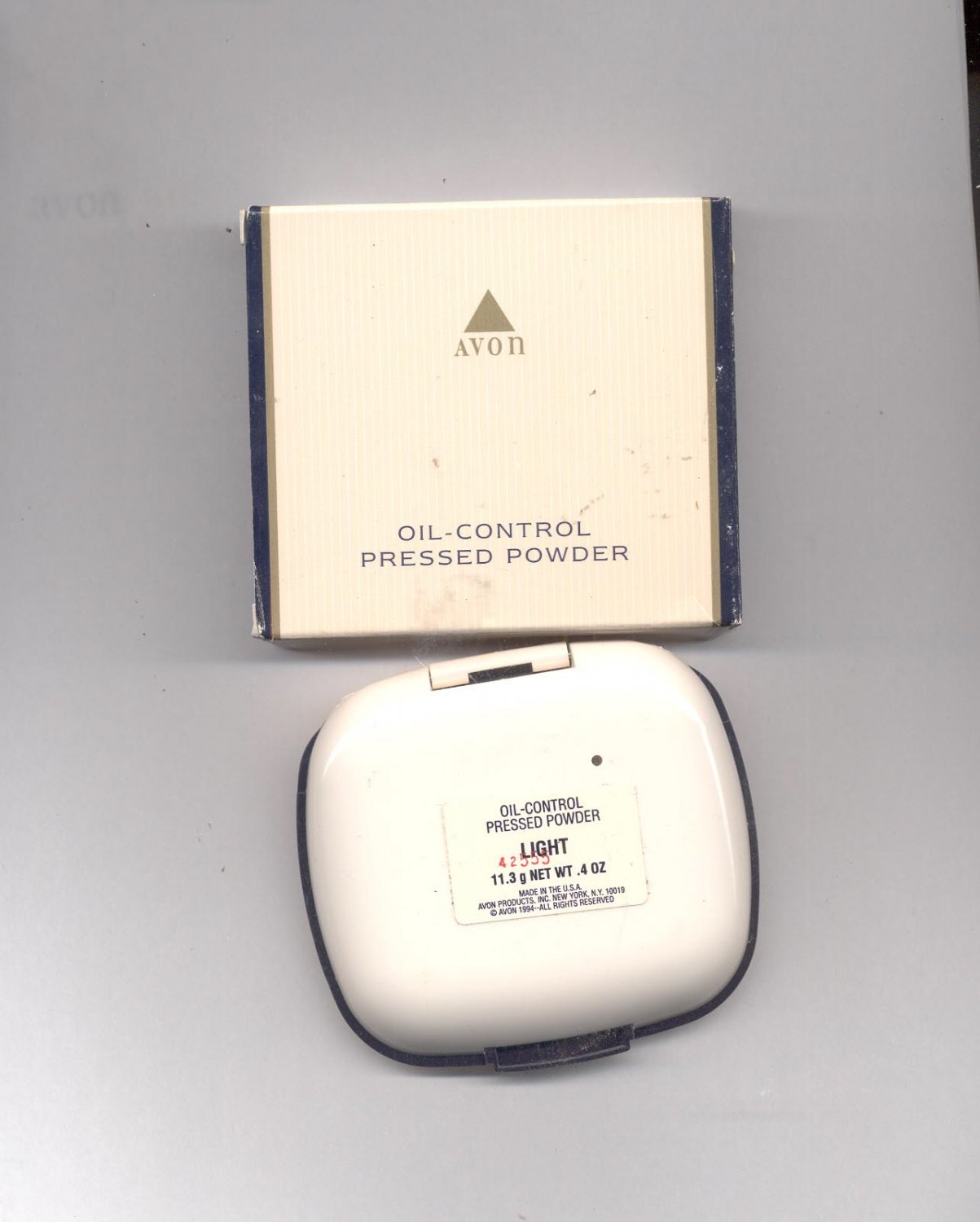 Avon Oil Control  Pressed Powder- Light-  Vintage