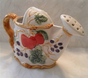 CERAMIC WATERING CAN FRUIT DESIGNS SHABBY COTTAGE