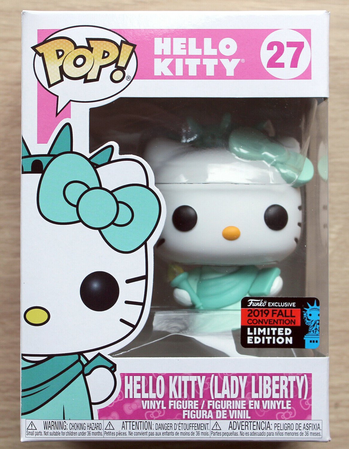 Funko Pop Hello Kitty Lady Liberty NYCC + Free Protector