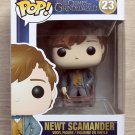 Funko Pop Fantastic Beasts 2 - Newt Scamander In Suitcase + Free Protector