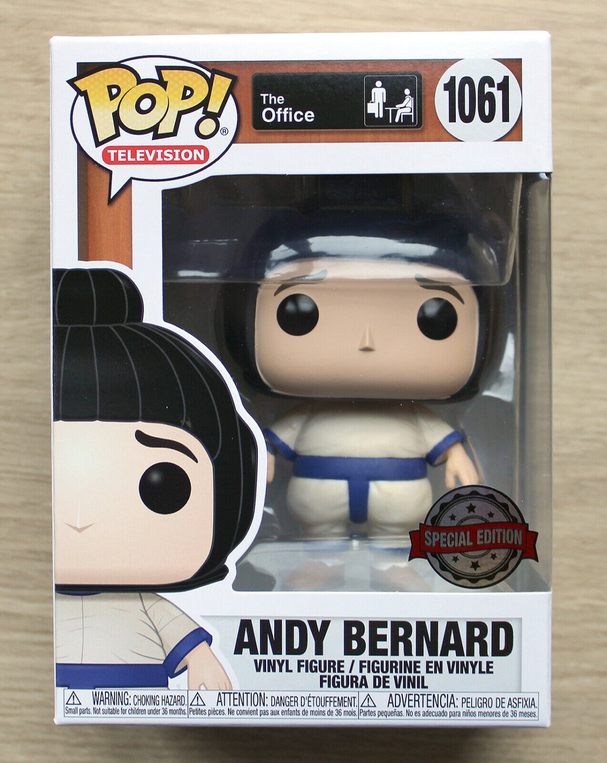 Funko Pop The Office Andy Bernard Sumo Suit + Free Protector