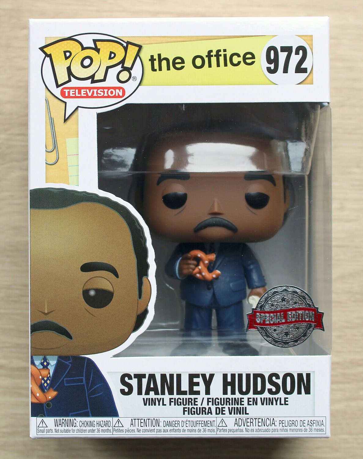 Funko Pop The Office Stanley Hudson With Pretzel + Free Protector