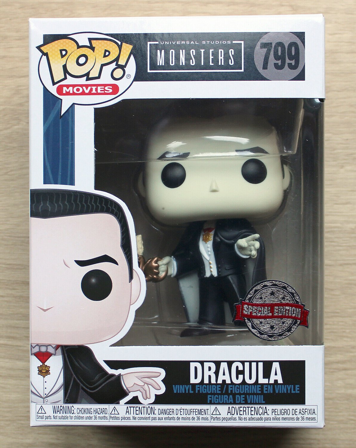 Funko Pop Universal Studios Monsters Dracula + Free Protector