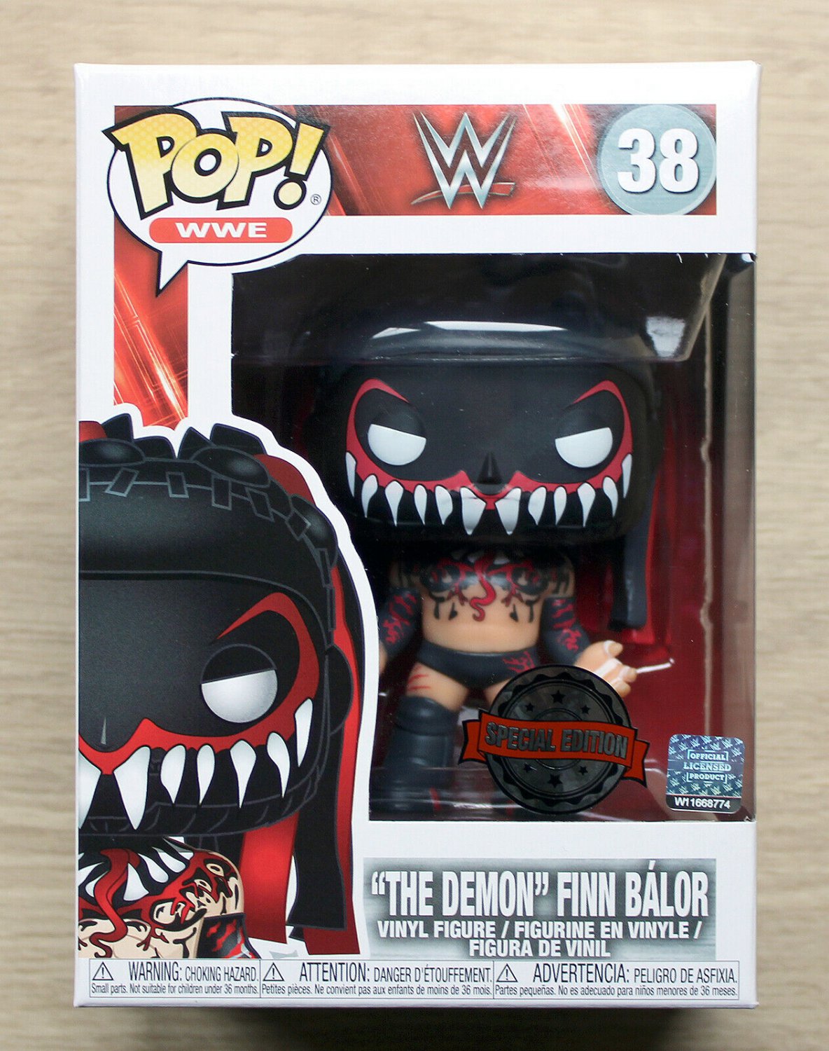 Funko Pop WWE The Demon Finn Balor + Free Protector