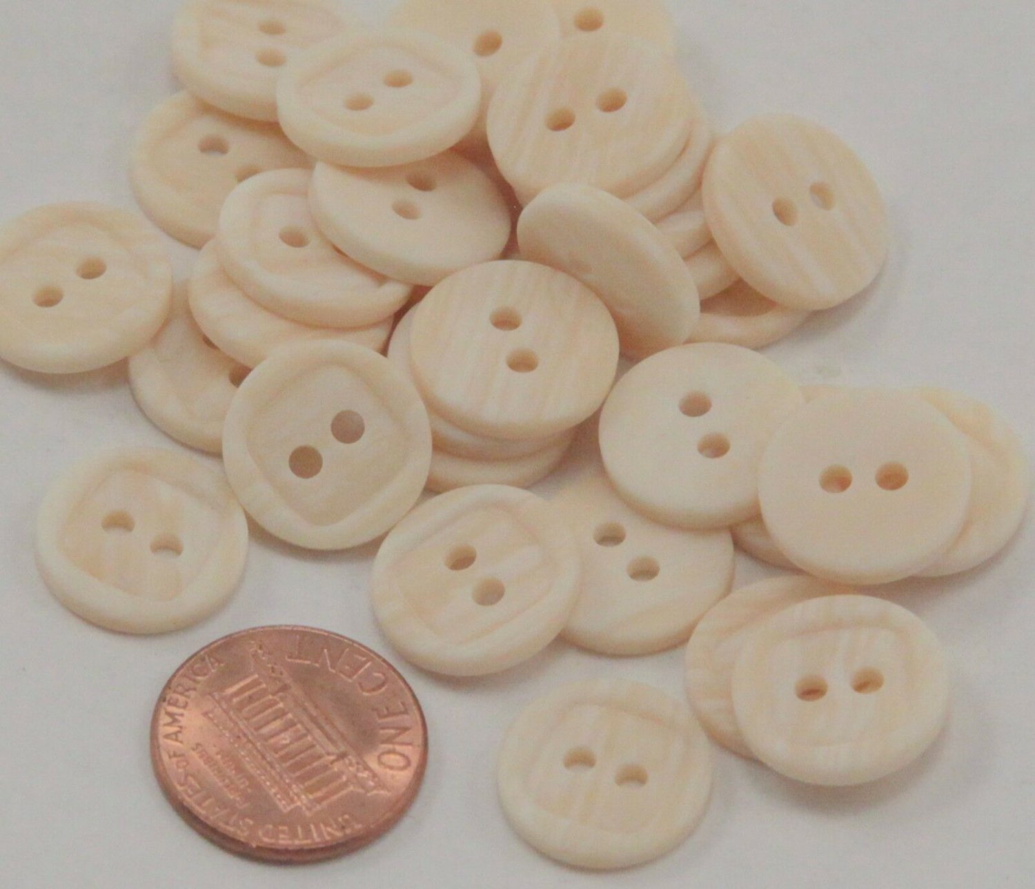24 Matte Pale Beige & Cream Plastic Buttons 9/16" 15mm # 7078