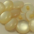 12 Pearlized Slightly Domed Dusty Cream Plastic Buttons 13/16" 21mm # 7000