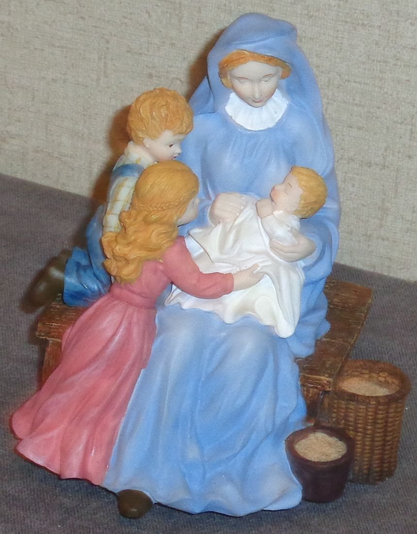 Lefton Musical Figurine Ave Maria