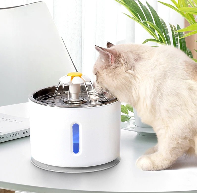 2.4L Automatic Cat Water Fountain with LED USB Cat Drinking Fountain ...