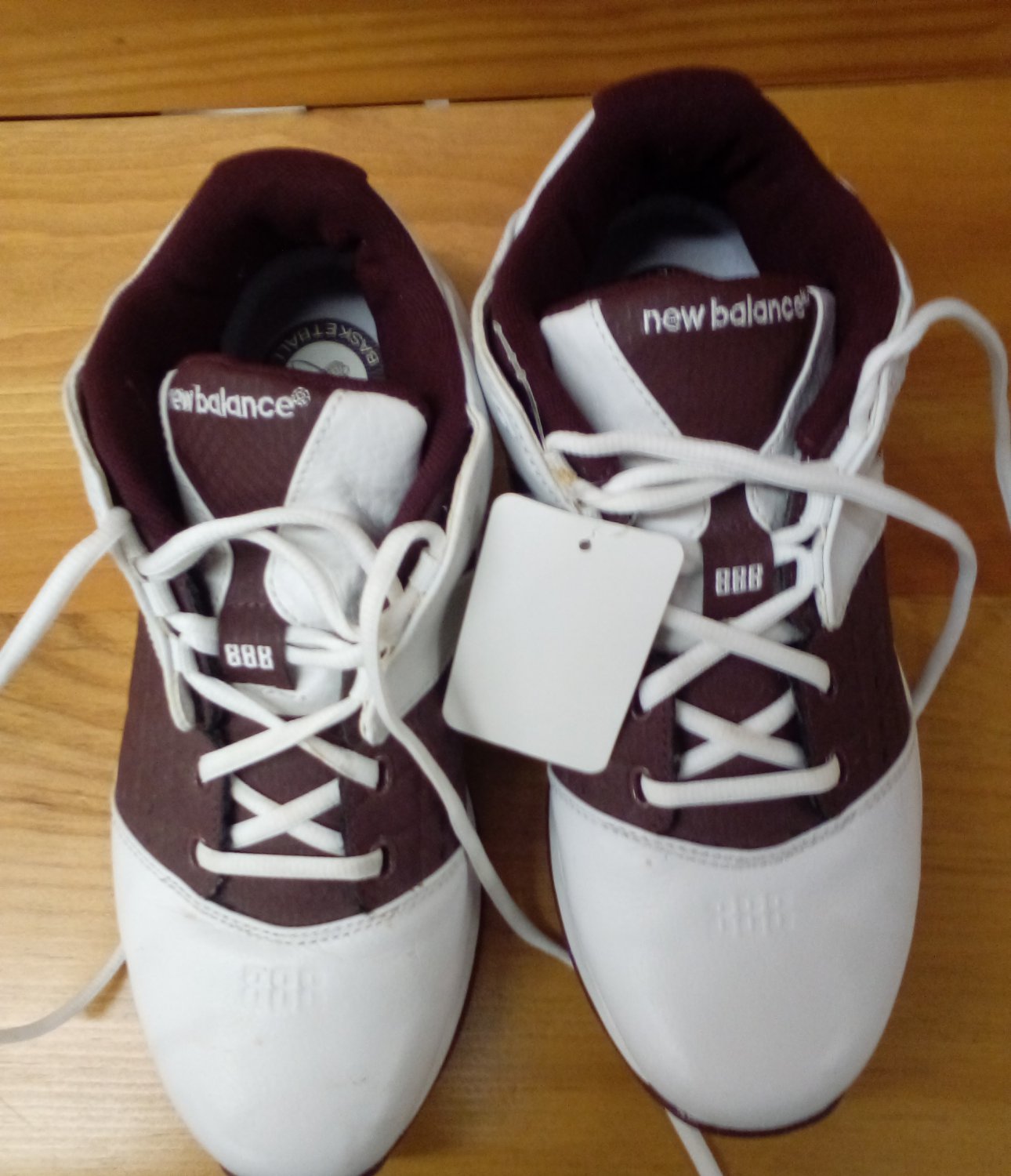 Womens 10D (8.5 Men) Maroon & White Ladies Athletic New Balance Sneakers WS888MR