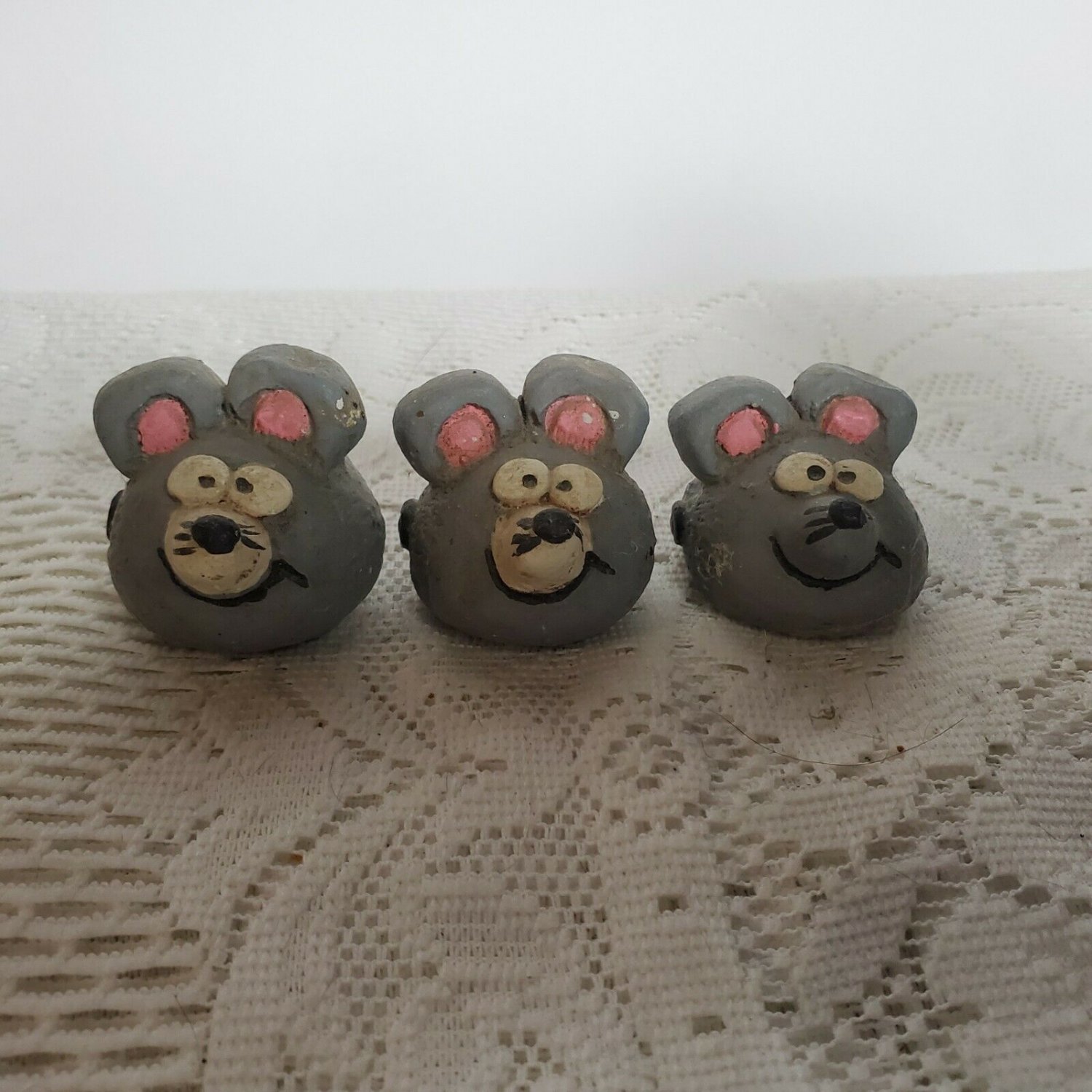 Primitive Looking Vintage Hand Made Mouse Heads 1 1/2" each OA3B19