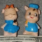 Pig Couple Salt and Pepper Shakers Spice 3 1/2" Tall Plastic Hong Kong OA4B16