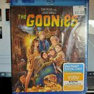 Bluray The Goonies NEW in Wrap Josh Brolin Corey Feldman WS Dolby 5.1 OD3A06