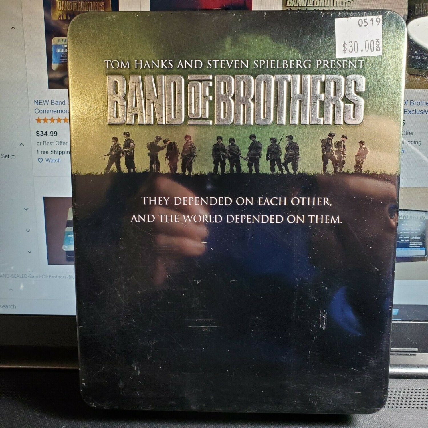 Band of Brothers Bluray Set 2008 in Tin with Bonus Features Blu-rays OD1B13