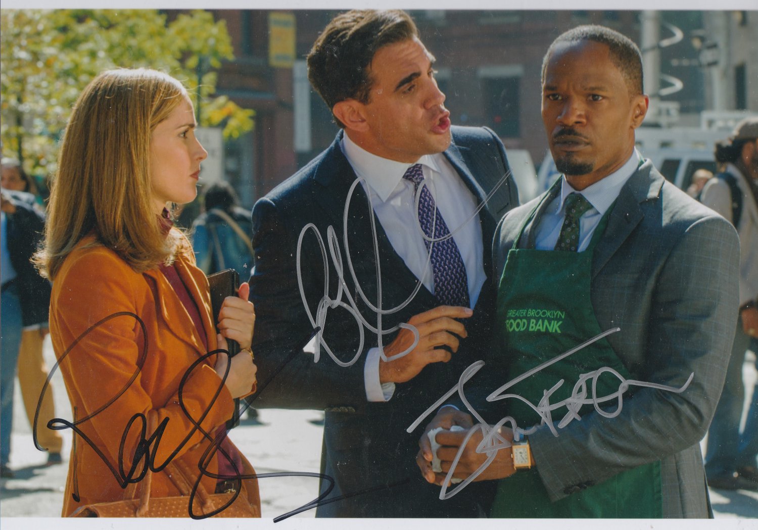 JAMIE FOX, ROSE BYRNE, BOBBY GANNAVU AUTOGR