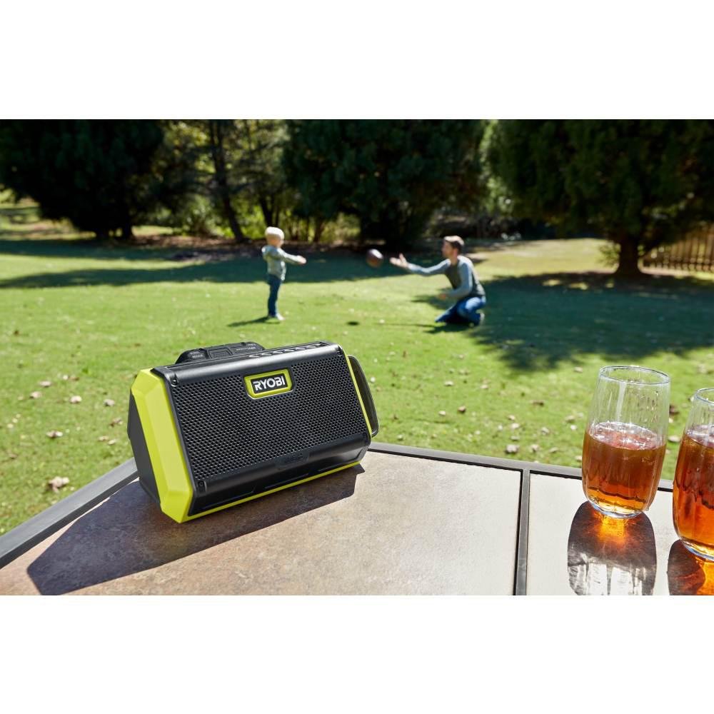 RYOBI PAD01KN ONE+ 18V Cordless Speaker with Bluetooth Kit with 1.5 Ah ...