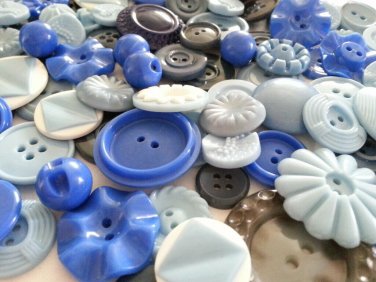 Lot 100 Mixed Assorted BLUE Vintage & New Buttons