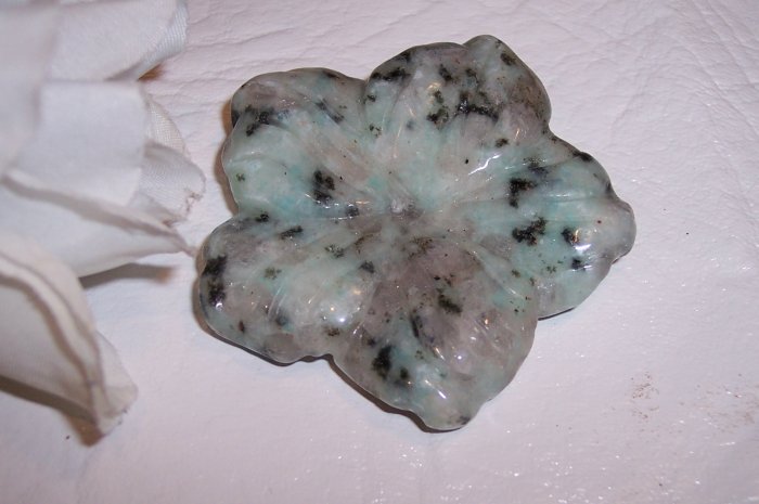 SESAME JASPER Flower Station Pendant 40mm